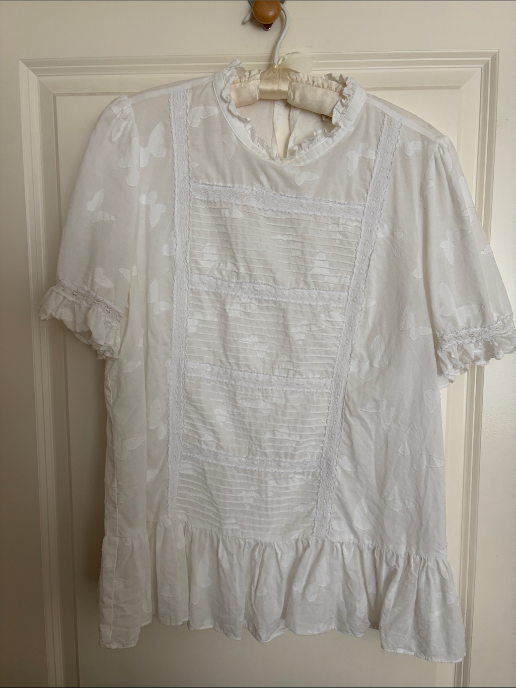 Kate Spade White Ruffle Hem Lace-Trim Top